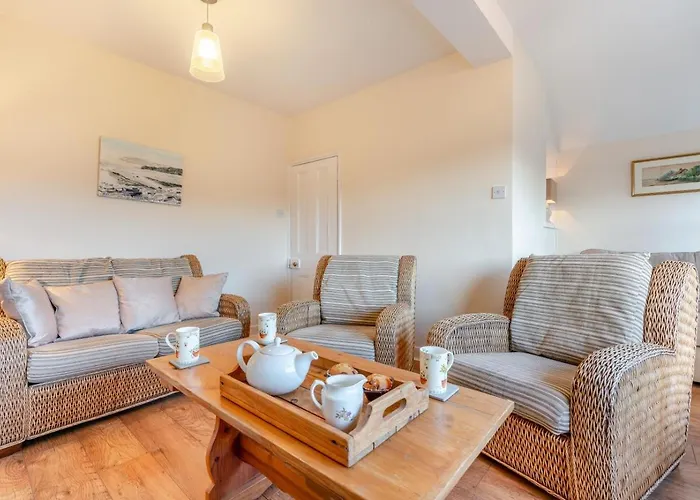 2 Bed In Oc-w010 Whitby