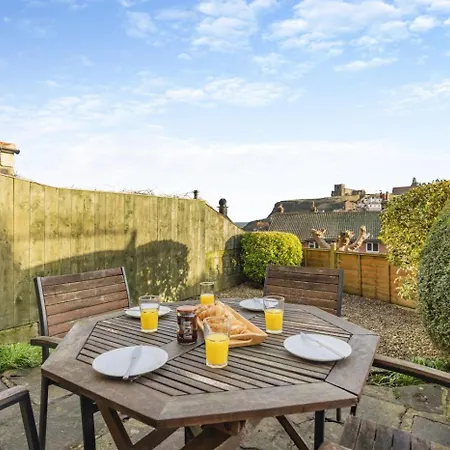 2 Bed In Whitby Oc-W010 Γουίτμπι